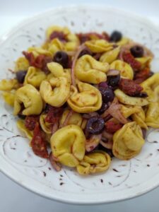 15 Minute Tortellini Salad