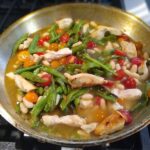 skillet chicken and green beans