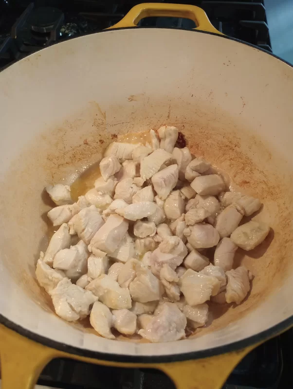 Apple Cinnamon Chicken Bites Recipe_saute chicken