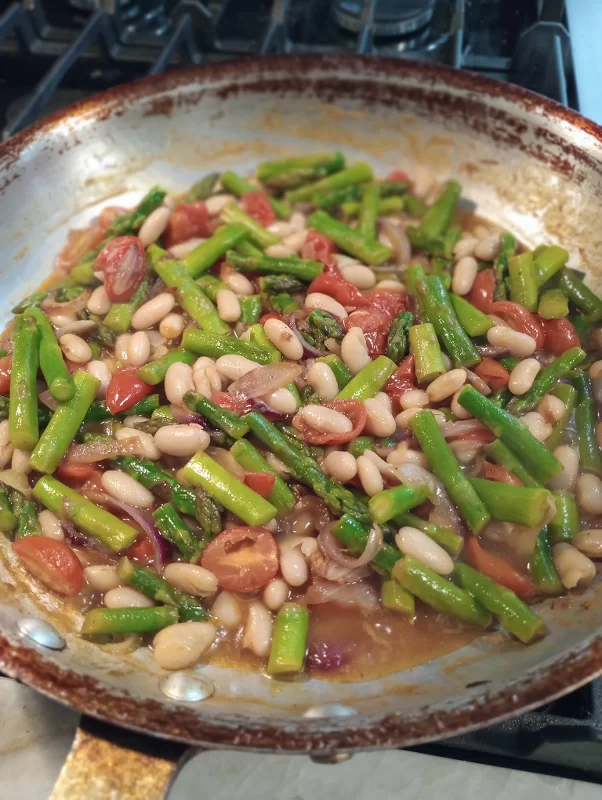Asparagus with Beans and Tomatoes: Finished Dish