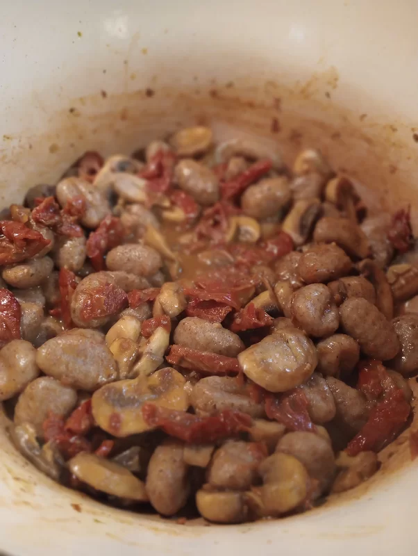 Gnocchi and Mushrooms with Sundried Tomatoes Finished Gnocchi and Mushrooms with Sundried Tomatoes Finished