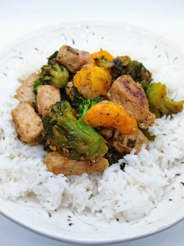 Orange Pork with Broccoli: Feature Image