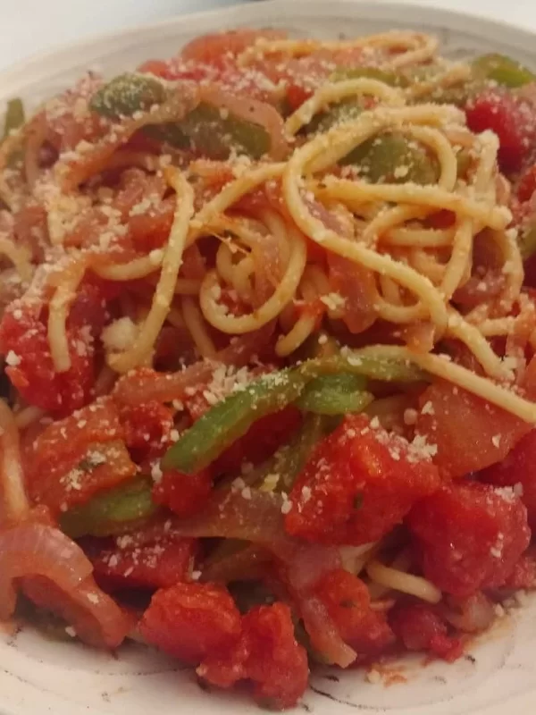Spaghetti with Peppers and Onions: Feature Image