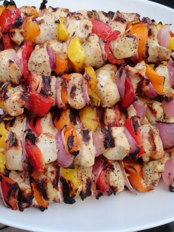 grilled chicken kabobs: feature Image