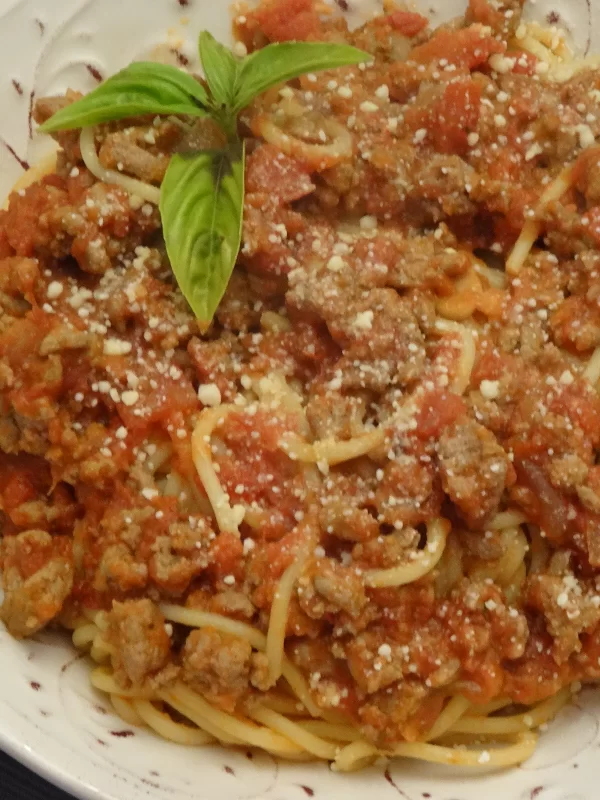 turkey bolognese and spaghetti